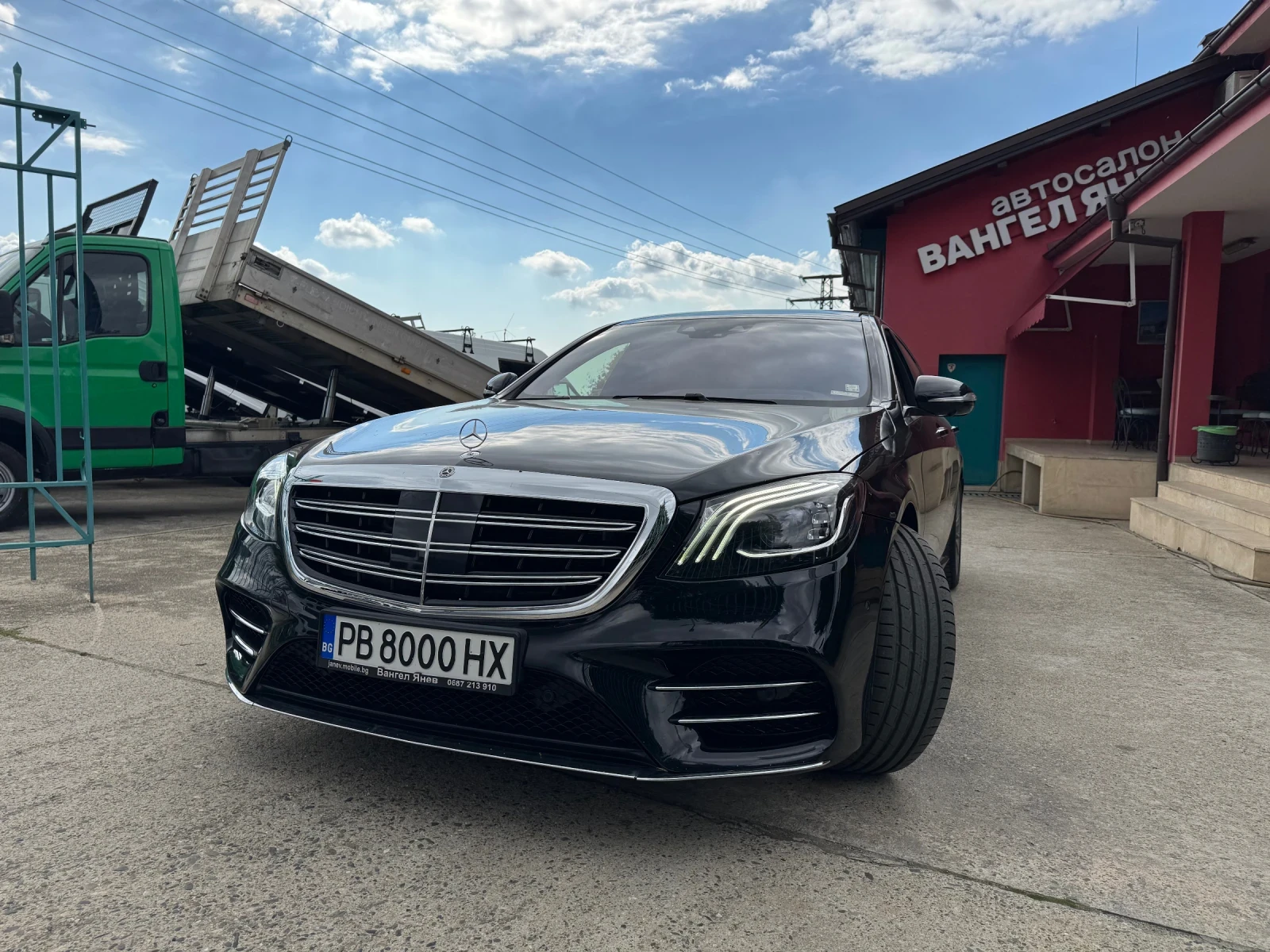 Mercedes-Benz S 350 d 4Matic* AMG Line* 3xTV* Pano* HeadUp* Burmester - изображение 3