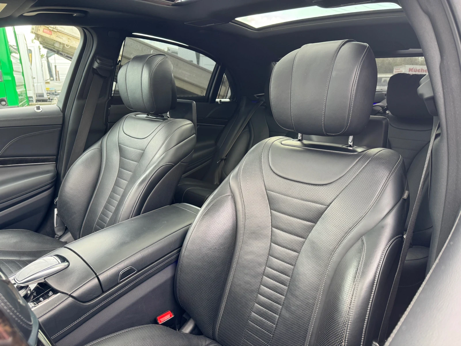 Mercedes-Benz S 350 d 4Matic* AMG Line* 3xTV* Pano* HeadUp* Burmester - изображение 8