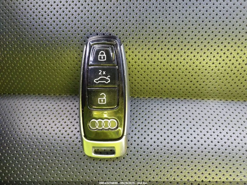 Audi E-Tron GT RS QUATTRO* B&O-* * * Heads- | Mobile.bg   13