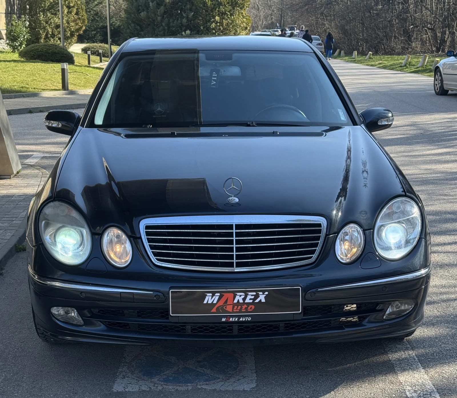 Mercedes-Benz E 320 Автоматик * БАРТЕР * ЛИЗИНГ, снимка 2 - Автомобили и джипове - 53757576