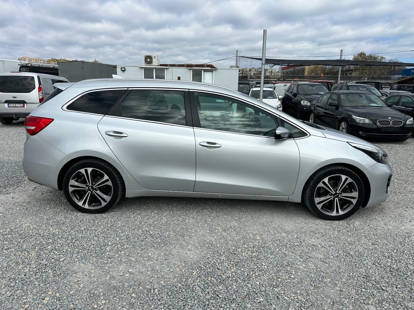 Kia Ceed 1.6D DCT, снимка 5 - Автомобили и джипове - 54147800