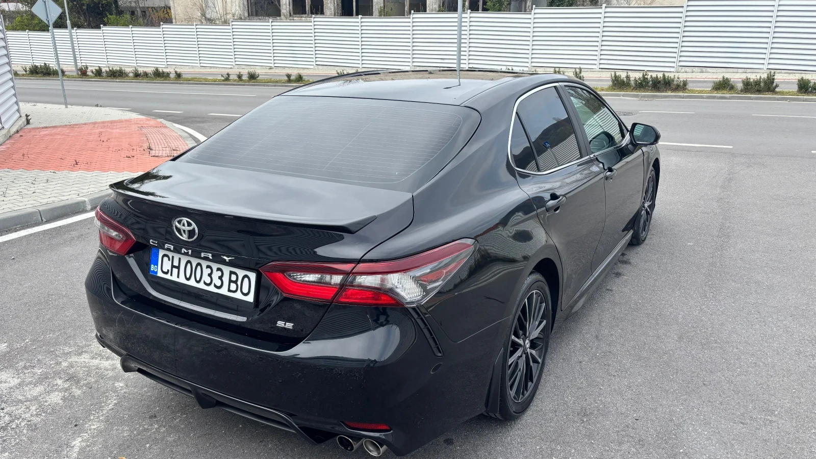 Toyota Camry SE, снимка 7 - Автомобили и джипове - 54861117