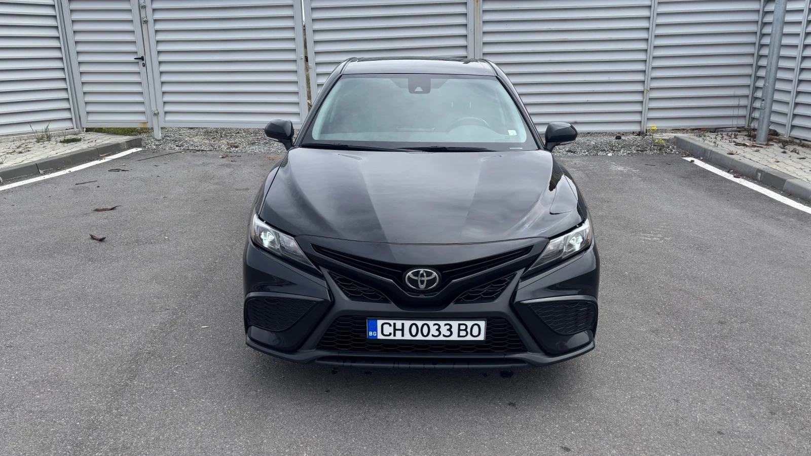 Toyota Camry SE, снимка 2 - Автомобили и джипове - 54861117