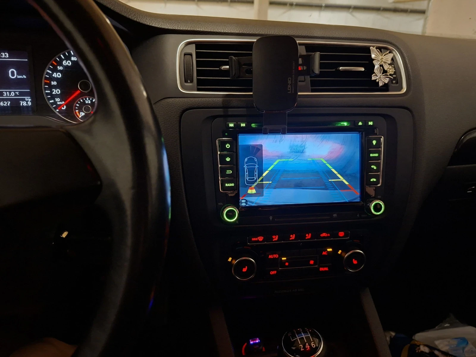 VW Jetta 1, 4 tsi 122hp, снимка 8 - Автомобили и джипове - 54988399