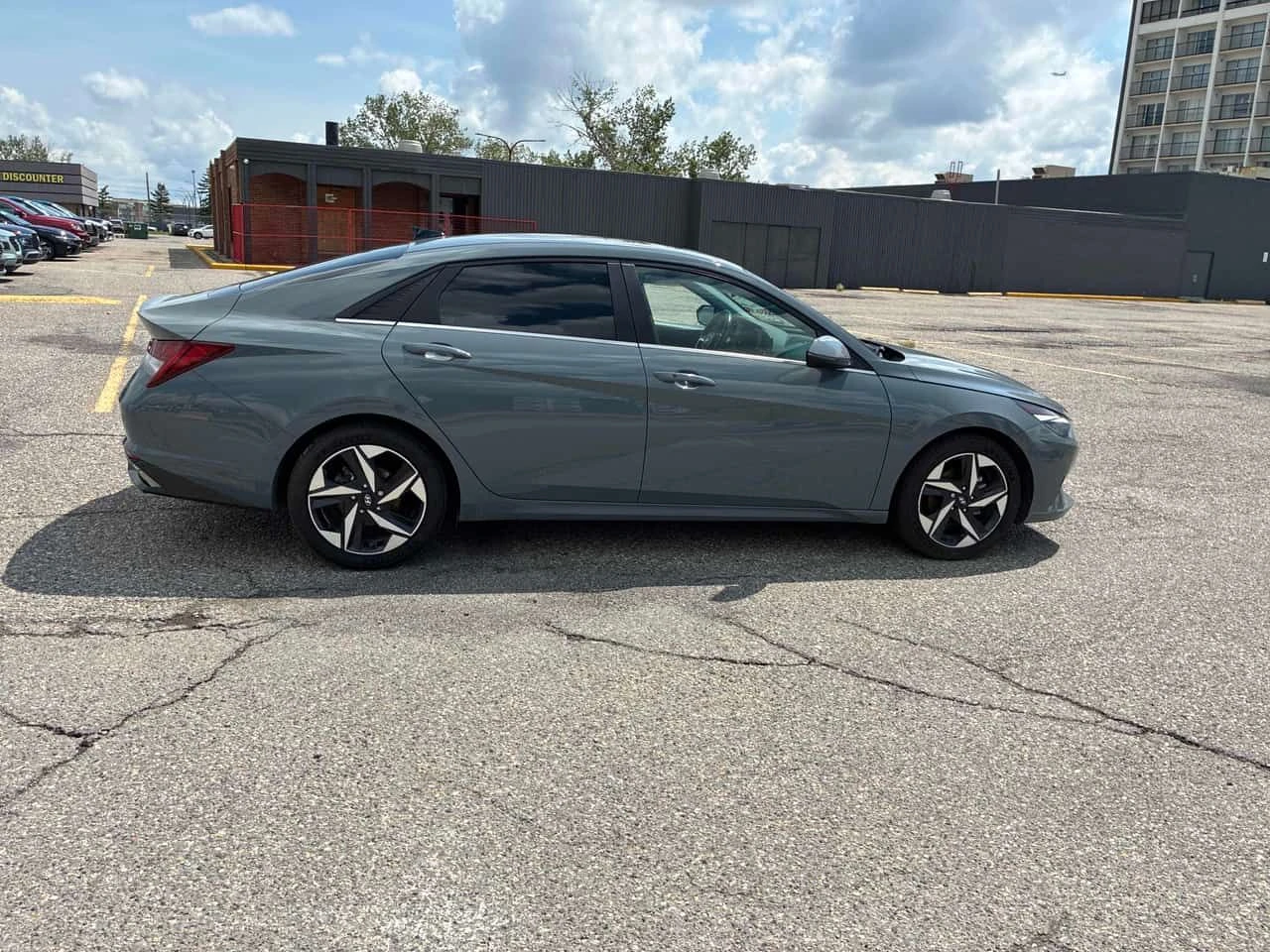 Hyundai Elantra * Ultimate * CARFAX * БЕЗ ПЪРВОНАЧАЛНА ВНОСКА, снимка 3 - Автомобили и джипове - 55143241