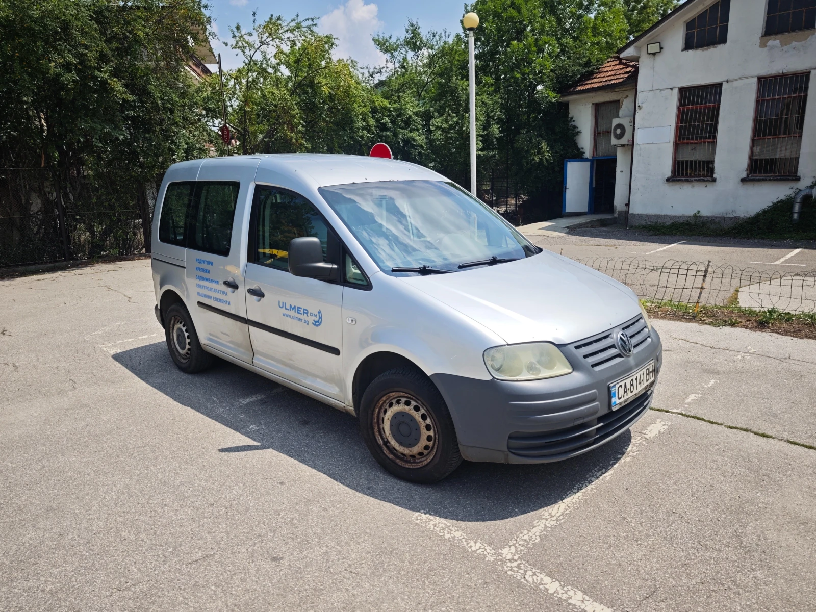 VW Caddy 1.9TDI, снимка 3 - Автомобили и джипове - 55146041