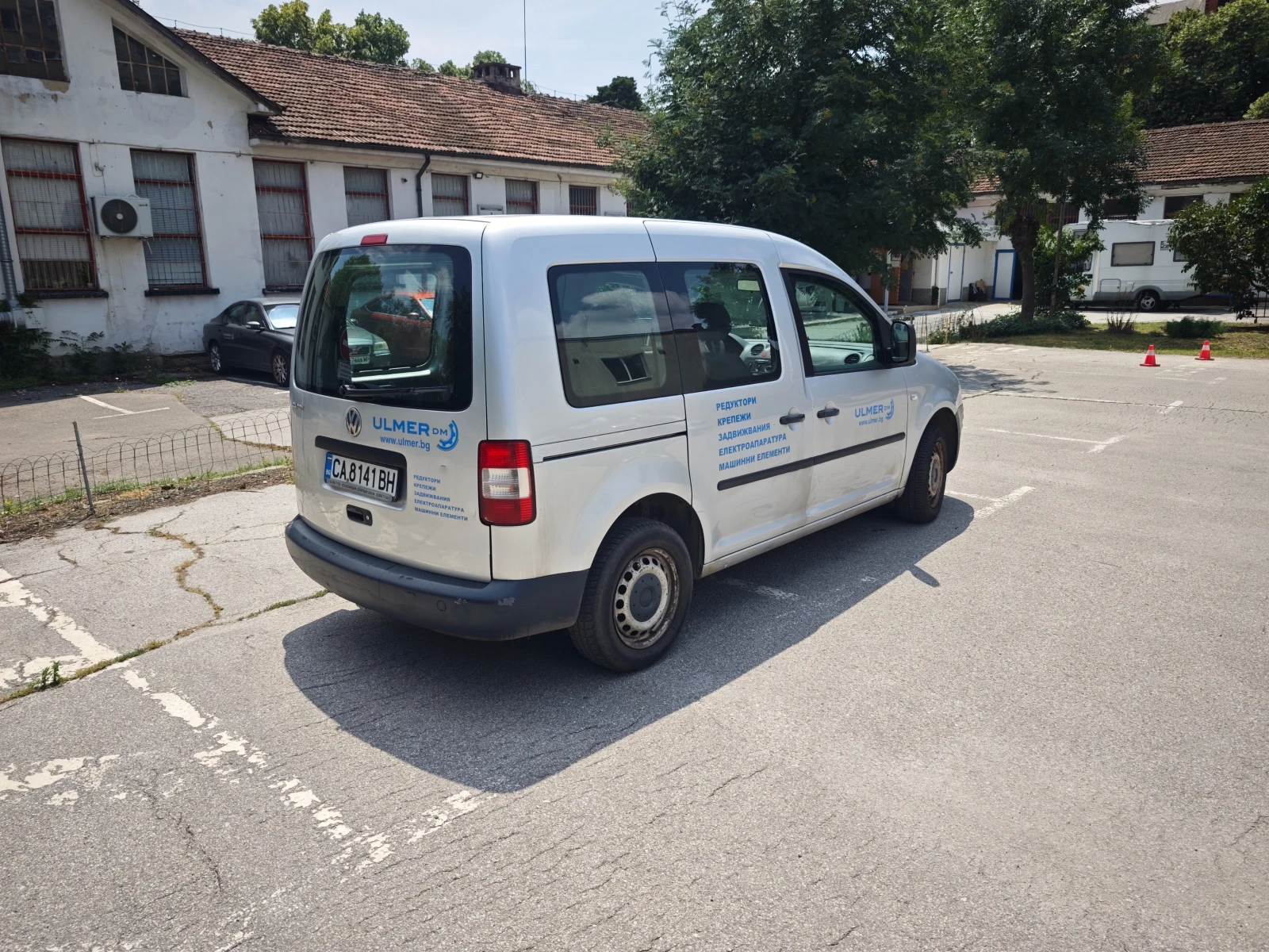 VW Caddy 1.9TDI, снимка 4 - Автомобили и джипове - 55146041