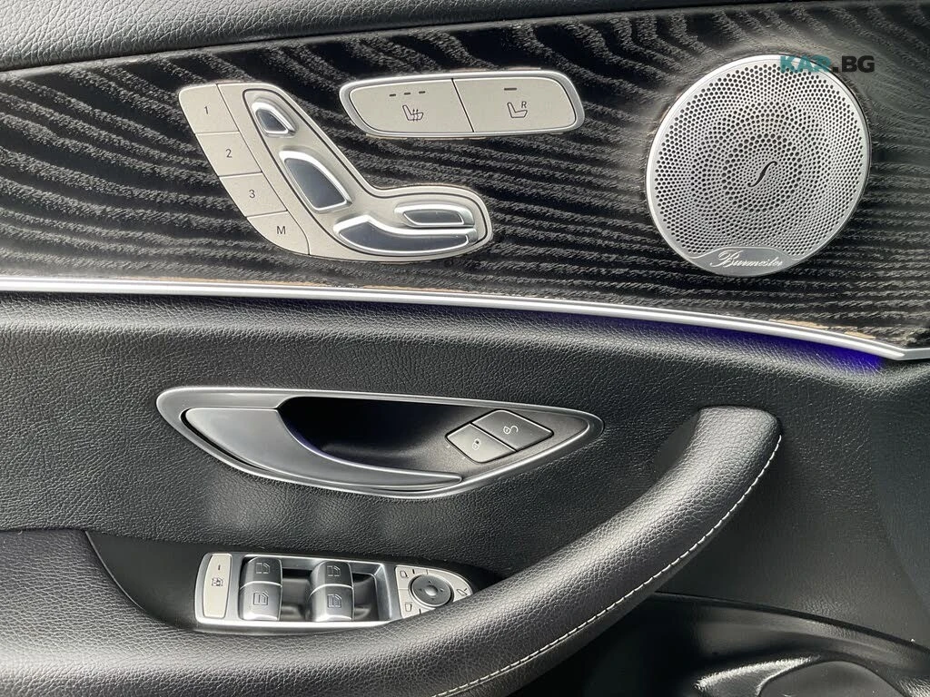 Mercedes-Benz E 300 4MATIC * АвтоКредит * (ЦЕНА ДО БГ), снимка 8 - Автомобили и джипове - 55344754