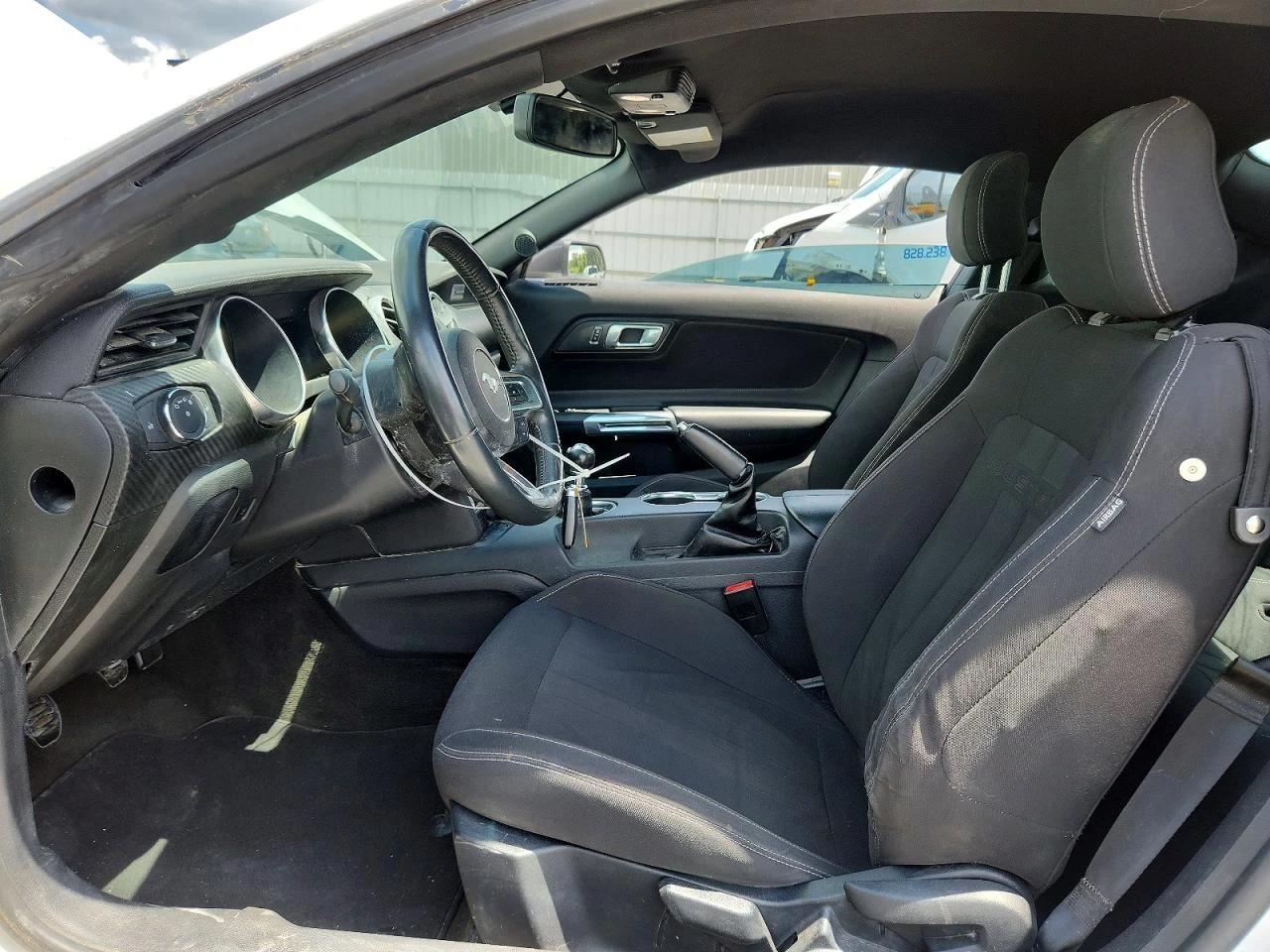Ford Mustang, снимка 7 - Автомобили и джипове - 55752022