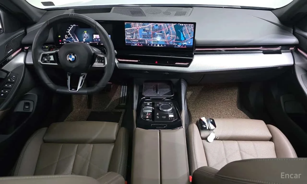BMW 520 i M Sport * HUD * HAR/KAR* ПАМЕТ* ПАНО* , снимка 7 - Автомобили и джипове - 56295491
