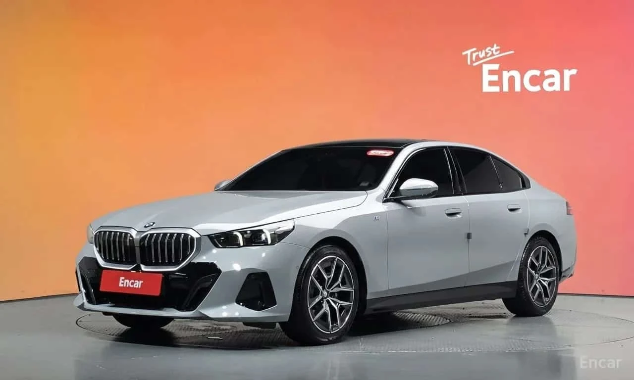 BMW 520 i M Sport * HUD * HAR/KAR* ПАМЕТ* ПАНО* 