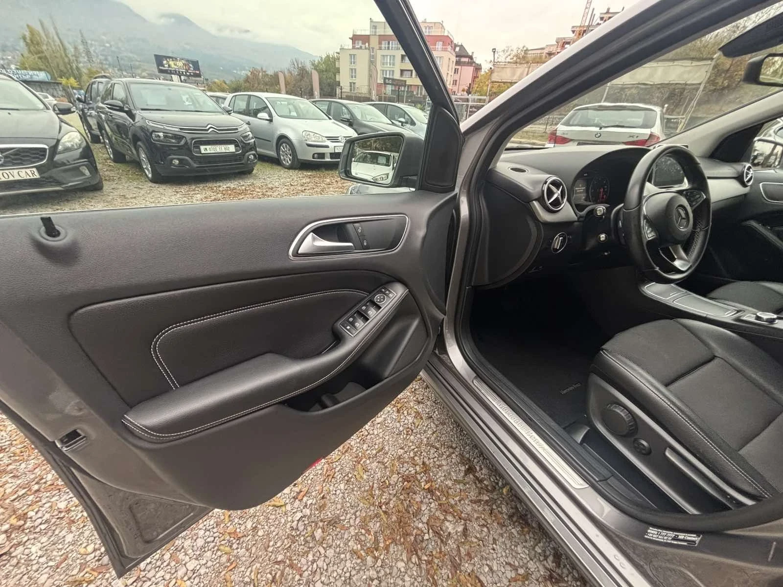 Mercedes-Benz B 200 2.2 CDI, снимка 7 - Автомобили и джипове - 56733285