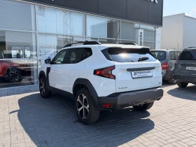 Dacia Duster 1.2 ТCe / 130 к.с. / 4х4  КАПАРИРАН, снимка 6