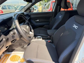 Dacia Duster 1.2 ТCe / 130 к.с. / 4х4  КАПАРИРАН, снимка 14
