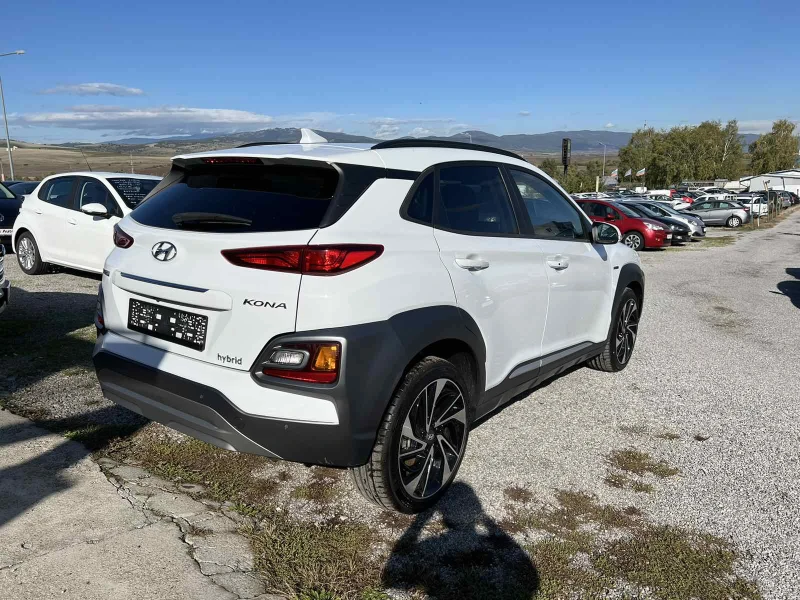 Hyundai Kona, снимка 4 - Автомобили и джипове - 47704218