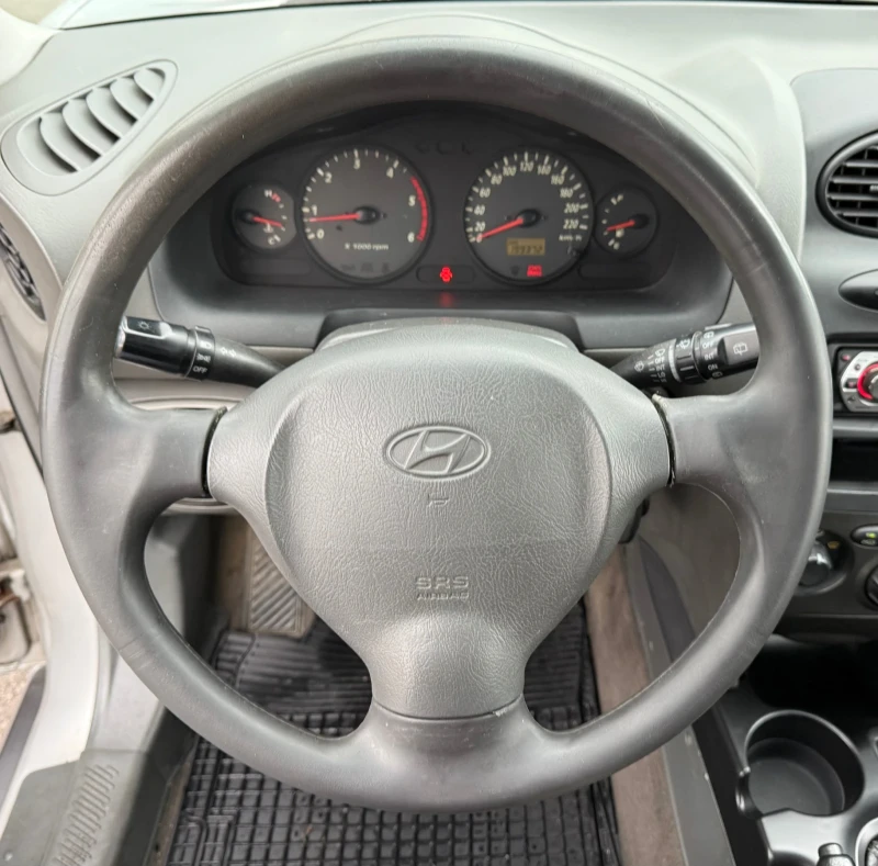 Hyundai Santa fe 2.0 CRDi/112kc/4WD/Клима/Подгрев/Теглич, снимка 9 - Автомобили и джипове - 49611604