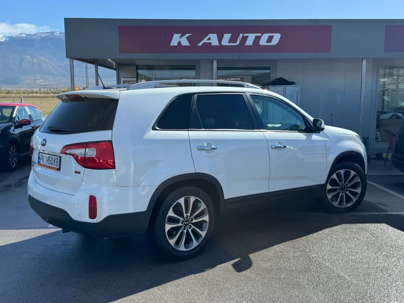 Kia Sportage 2.4 GDi / Navi / Pano / Обдухване, снимка 2 - Автомобили и джипове - 50390603