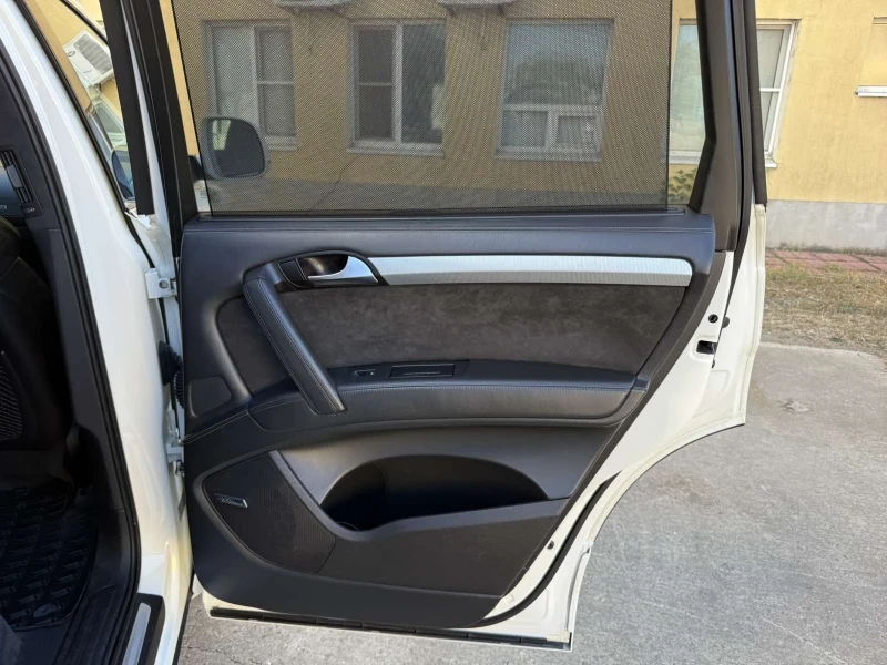 Audi Q7 S-line 6+ 1 ALCANTARA, снимка 16 - Автомобили и джипове - 52265560