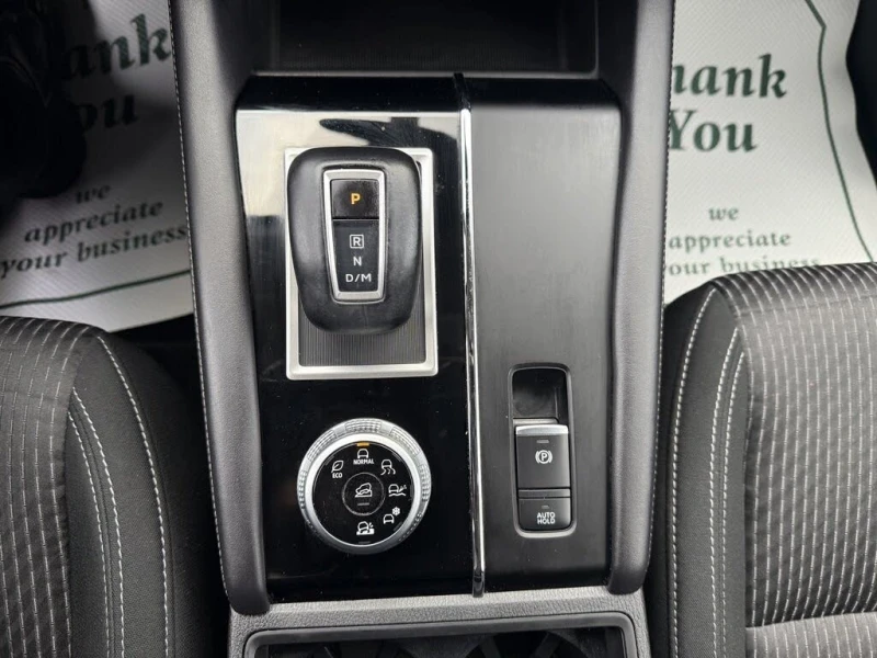 Mitsubishi Outlander ES S-AWC * CARFAX* * АвтоКредит* (ЦЕНА ДО БГ), снимка 15 - Автомобили и джипове - 52585214