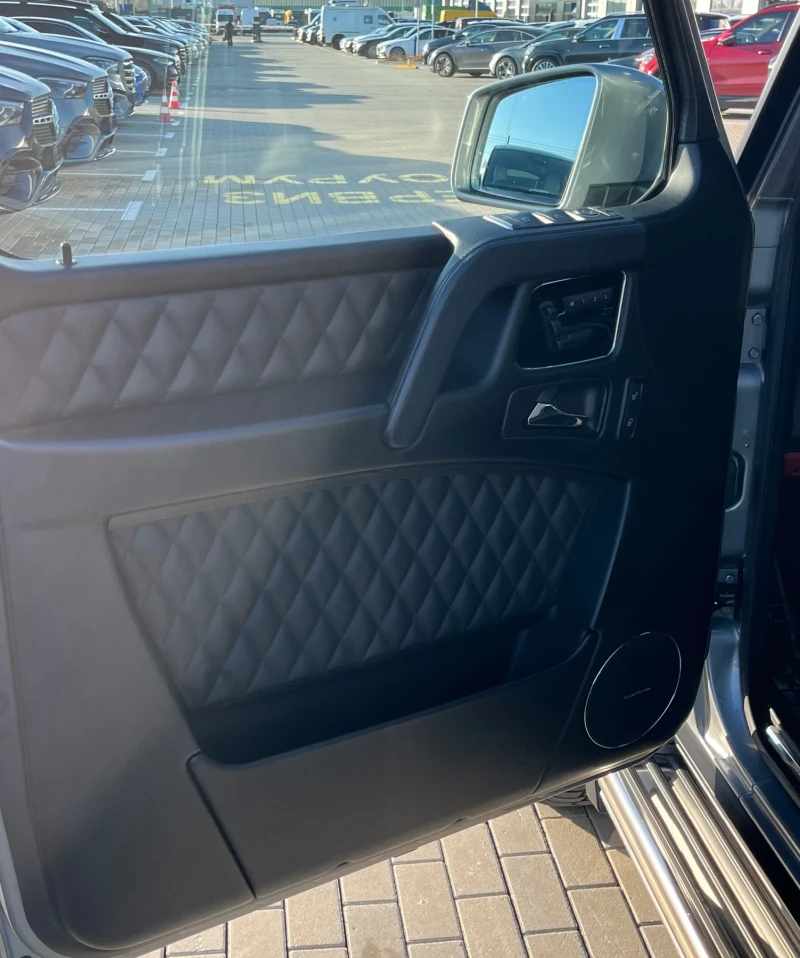 Mercedes-Benz G 63 AMG, снимка 11 - Автомобили и джипове - 53300695