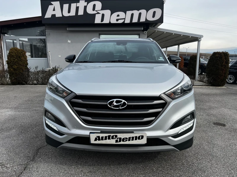 Hyundai Tucson IX35* 4x4* Key Less* , снимка 2 - Автомобили и джипове - 53432567