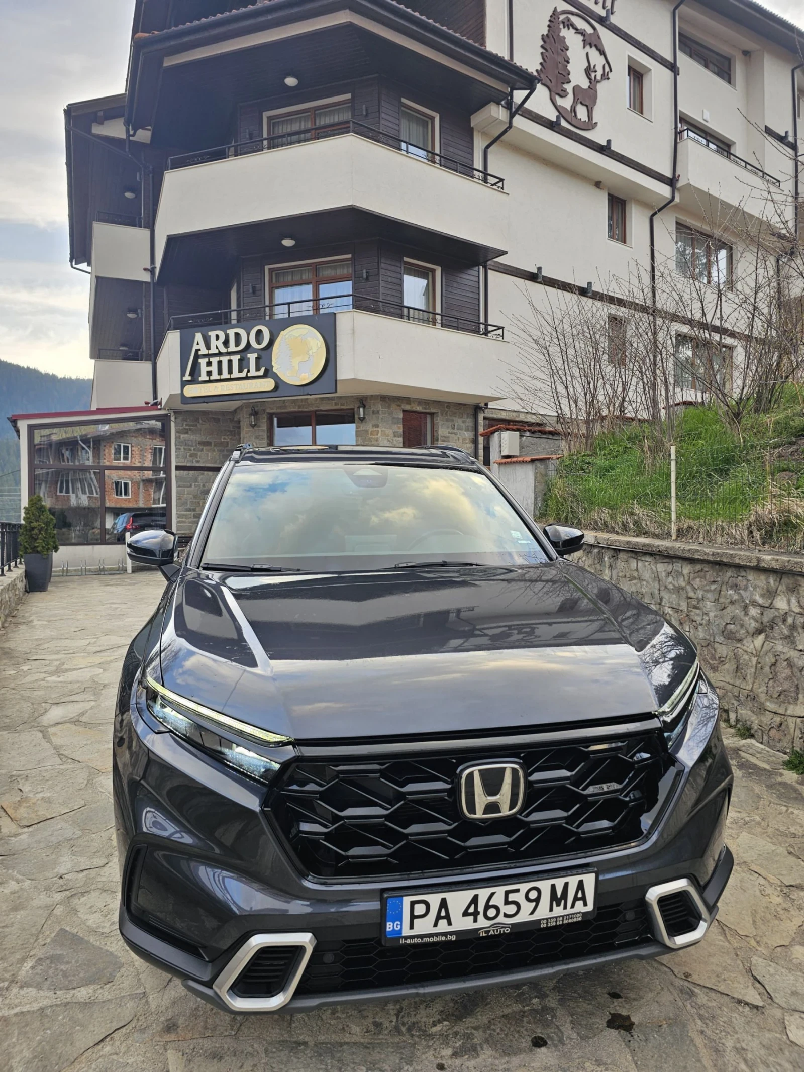Honda Cr-v 2.0 turing hibrid 4x4  - изображение 2