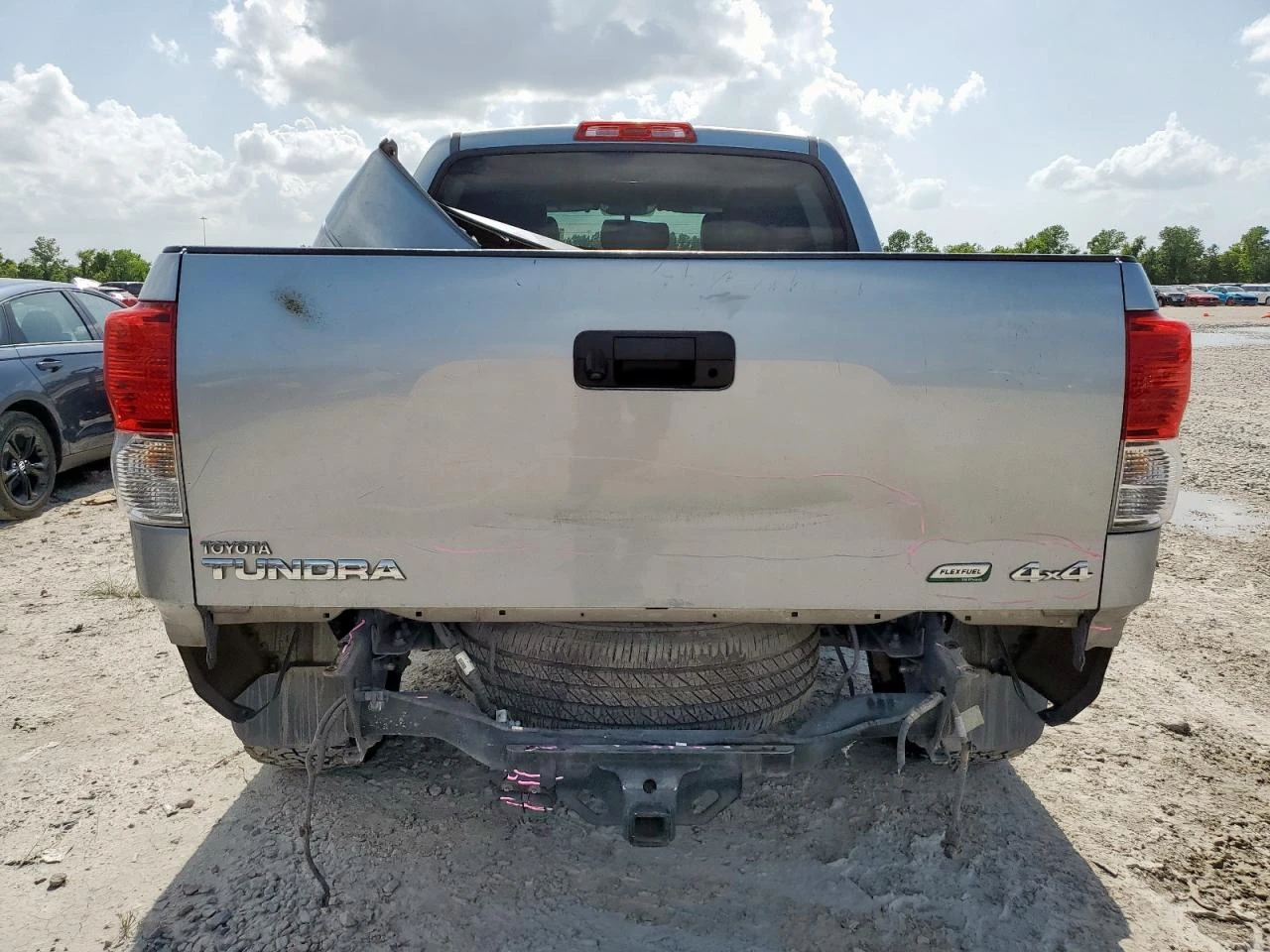 Toyota Tundra LIMITED AWD/ FACE  - изображение 6