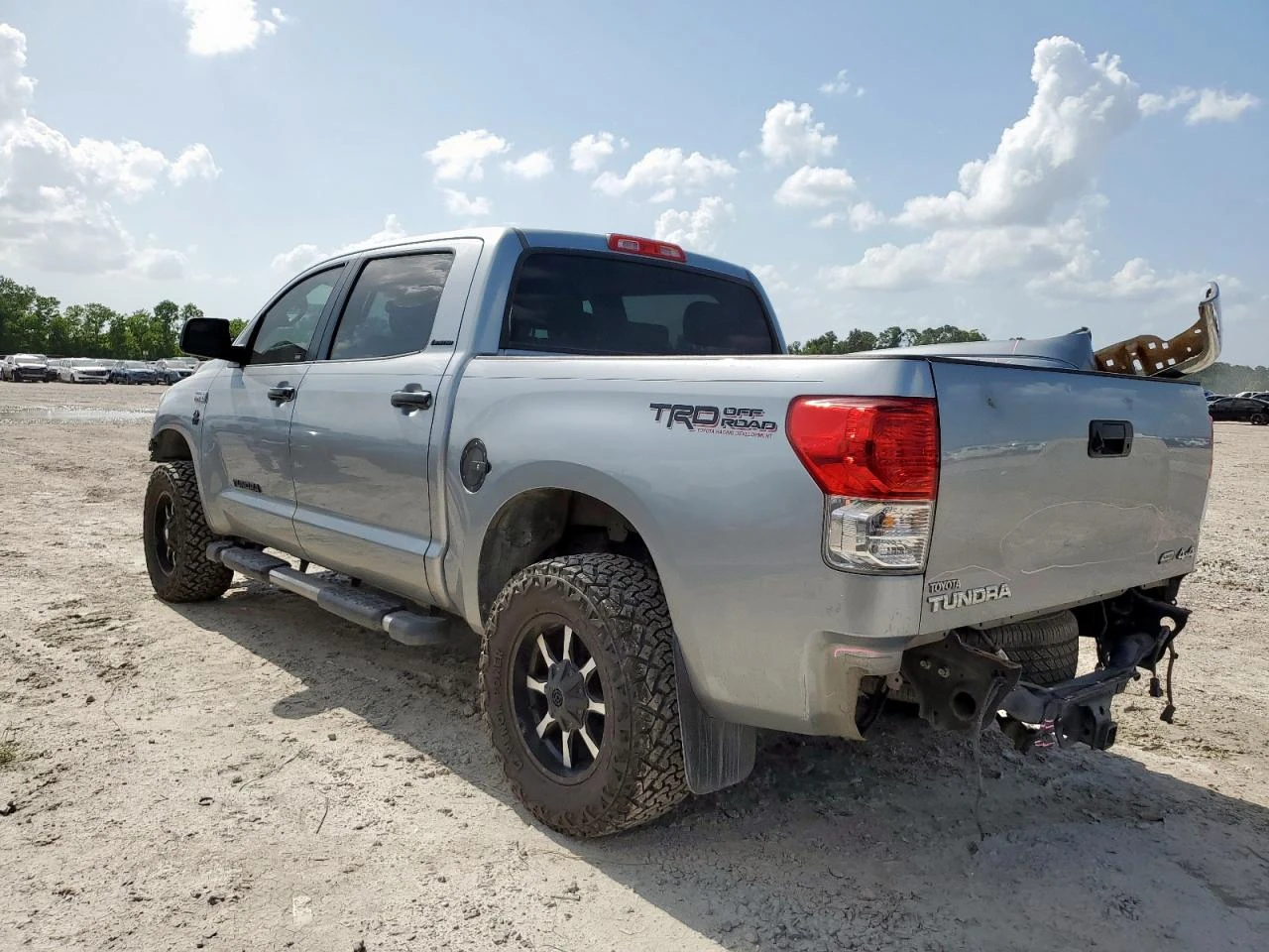 Toyota Tundra LIMITED AWD/ FACE  - изображение 2