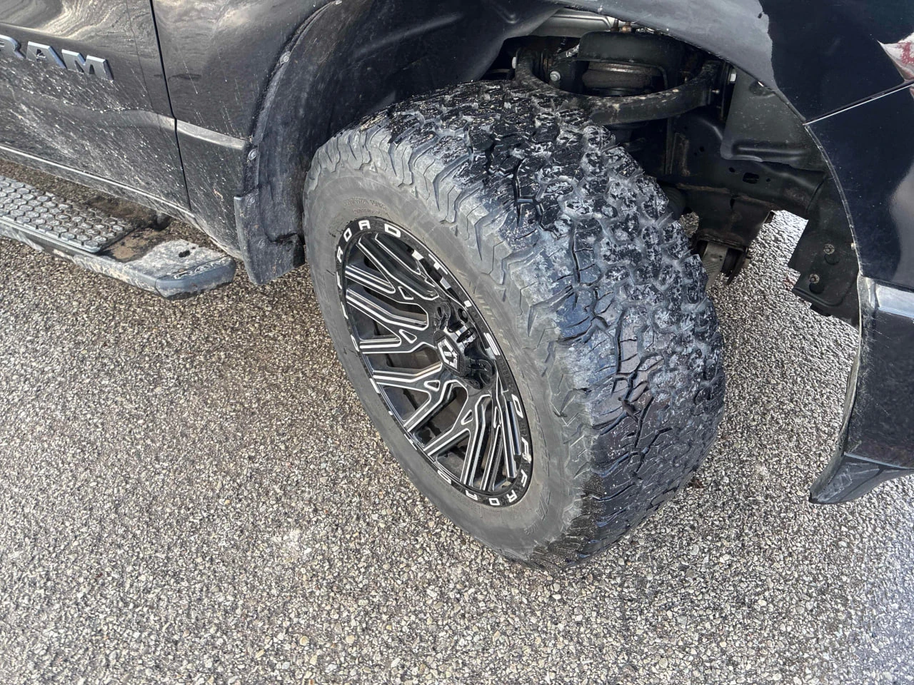 Dodge RAM 1500 CARFAX* АВТОФИНАНСИРАНЕ БЕЗ ПЪРВОНАЧАЛНА ВНОСКА - изображение 7