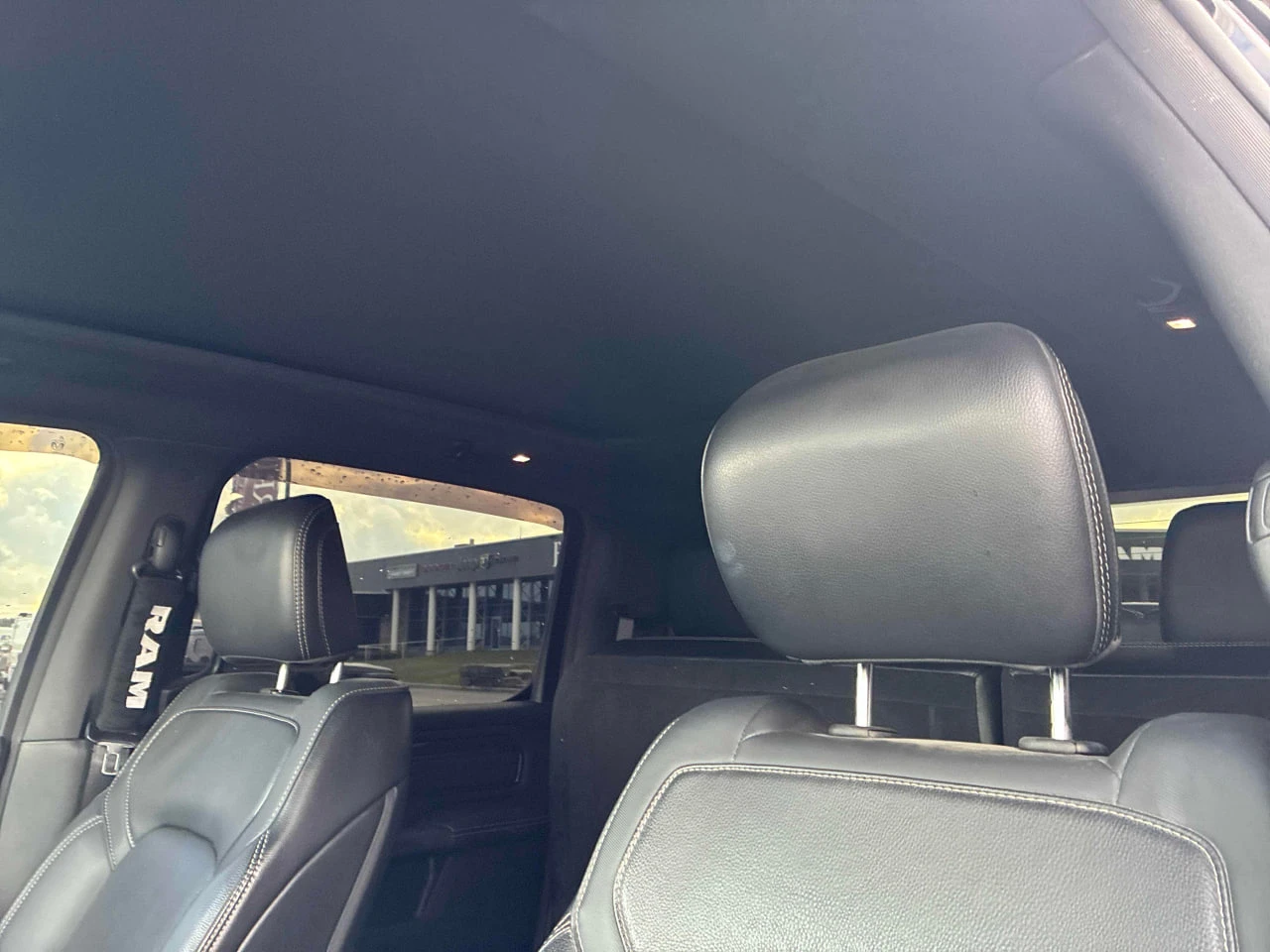 Dodge RAM 1500 CARFAX* АВТОФИНАНСИРАНЕ БЕЗ ПЪРВОНАЧАЛНА ВНОСКА - изображение 10