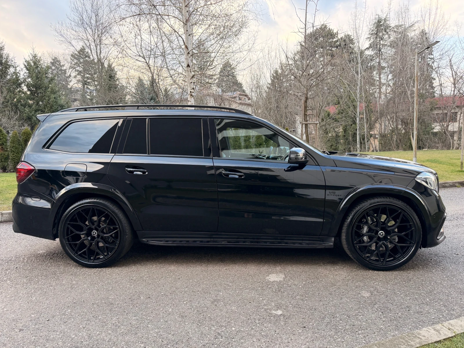 Mercedes-Benz GLS 63 AMG ВЕНТИЛАЦИЯ / ПАНОРАМА / TV, снимка 8 - Автомобили и джипове - 53725797