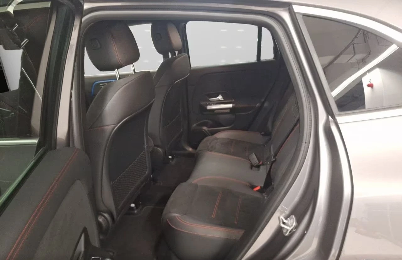 Mercedes-Benz EQA 350 4-MATIC/AMG/FACELIFT/CAMERA/, снимка 13 - Автомобили и джипове - 53912728