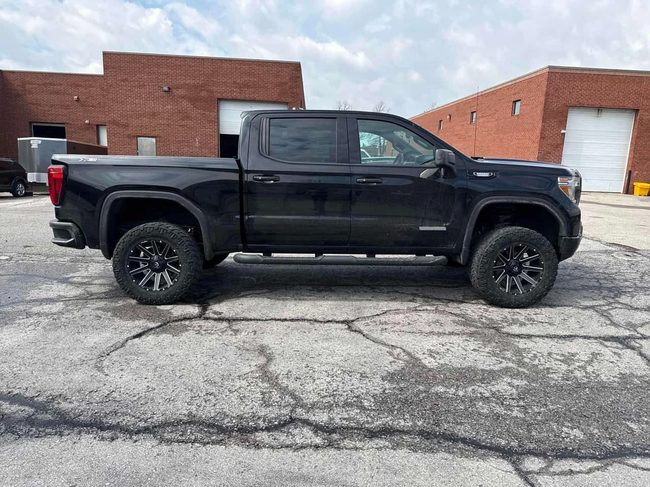 Gmc Sierra * Elevation * PANO* KEYLESS* ПОДГРЕВ* , снимка 3 - Автомобили и джипове - 54250883
