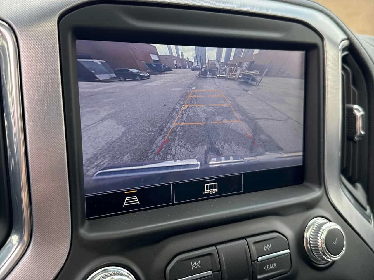 Gmc Sierra * Elevation * PANO* KEYLESS* ПОДГРЕВ* , снимка 10 - Автомобили и джипове - 54250883