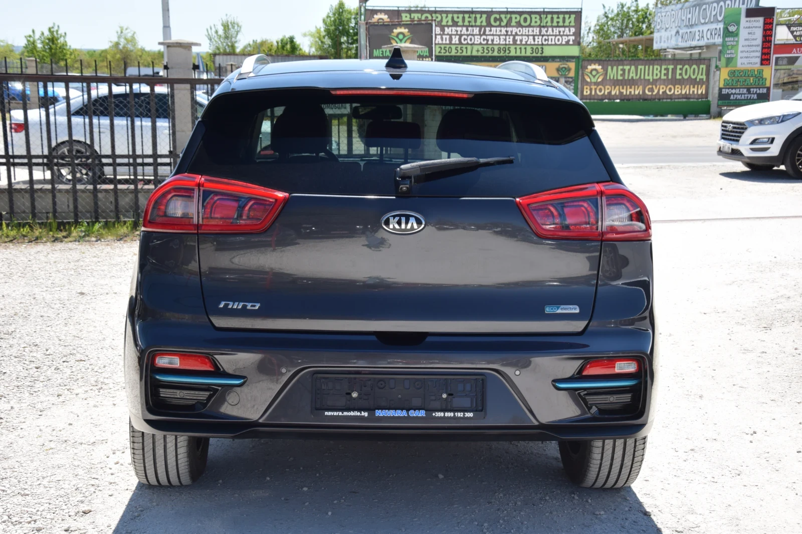 Kia Niro 65kw 204 hp, снимка 6 - Автомобили и джипове - 54440987