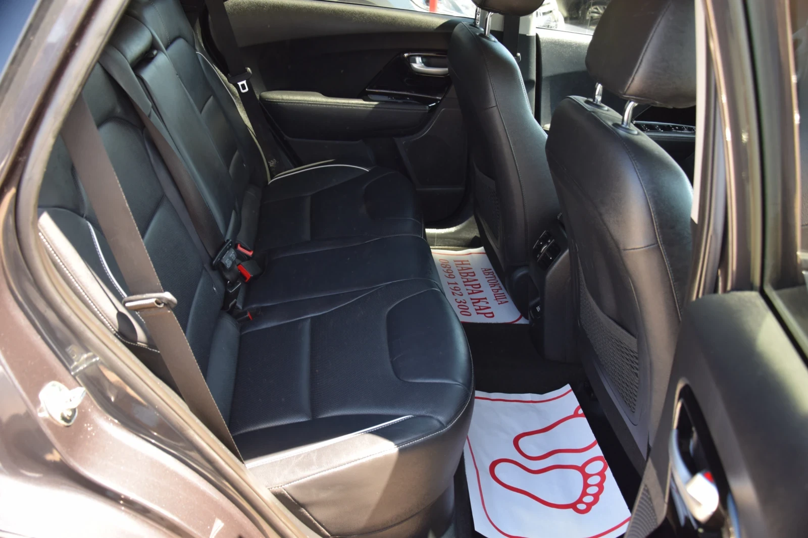 Kia Niro 65kw 204 hp, снимка 11 - Автомобили и джипове - 54440987