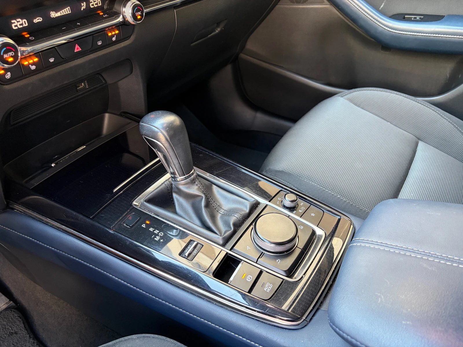 Mazda CX-30 2.0 SkyActiv-G Mild Hybrid | Mobile.bg � ����������� 11