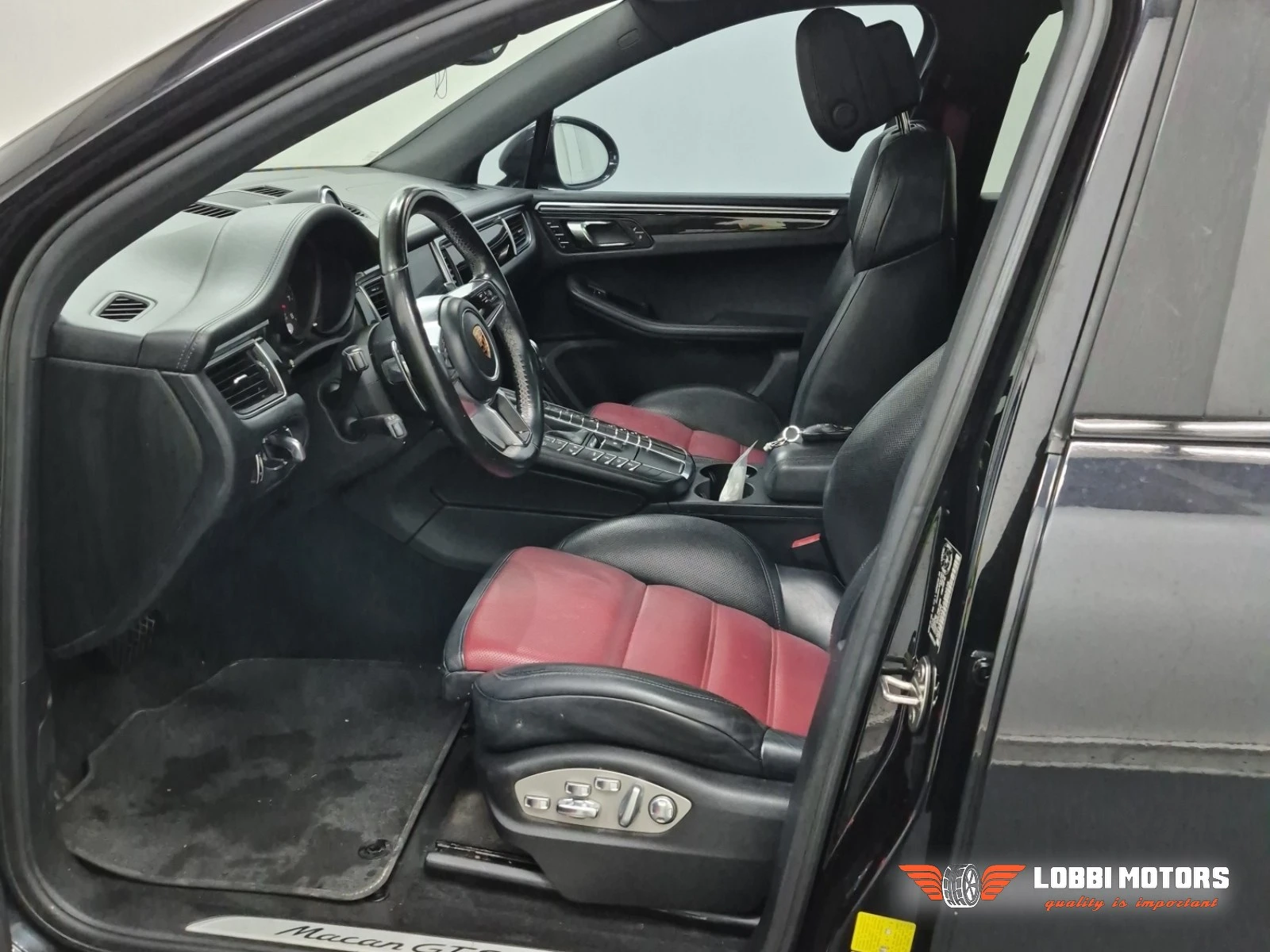 Porsche Macan, снимка 3 - Автомобили и джипове - 56025418