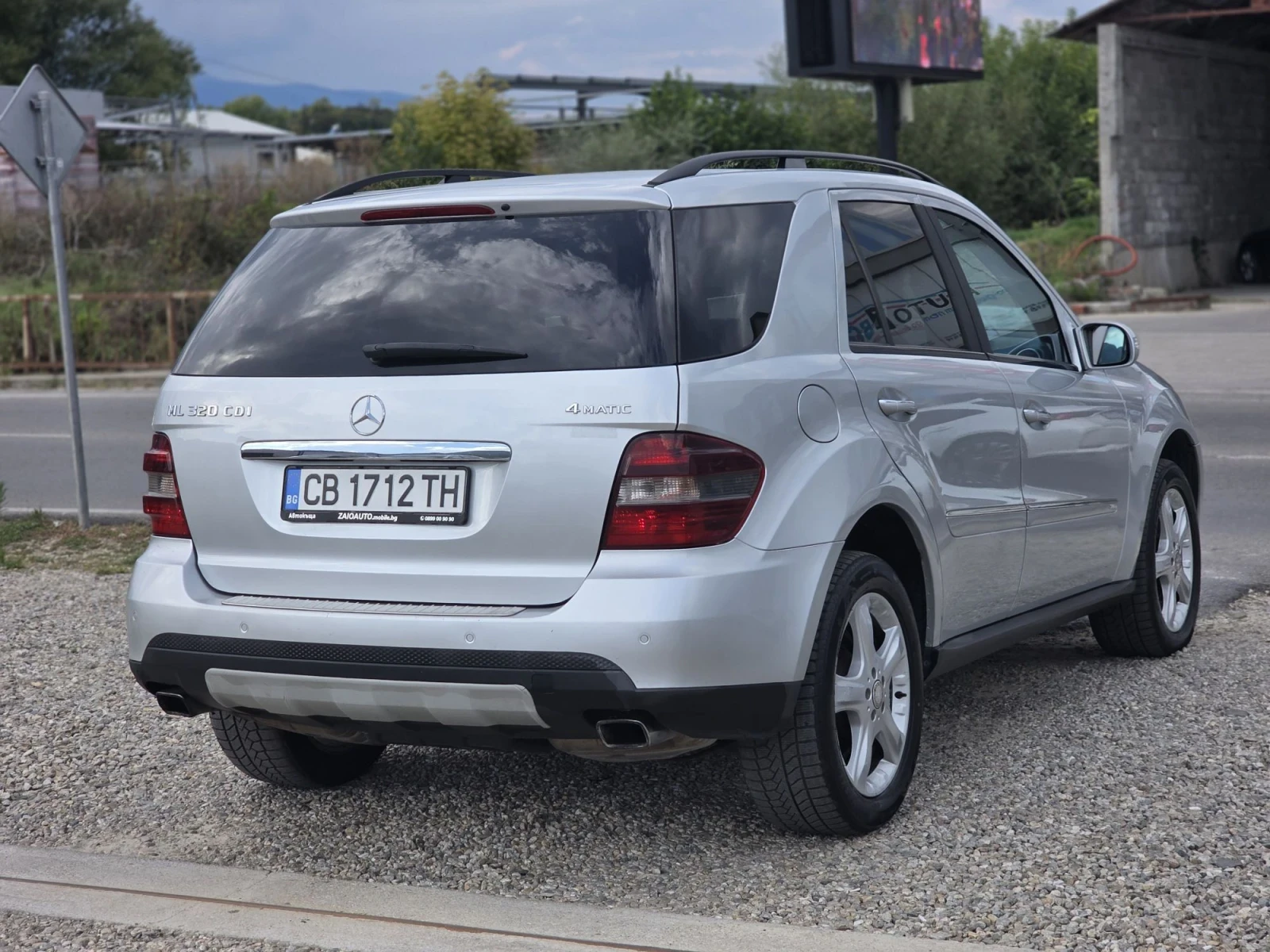 Mercedes-Benz ML 320 3.2CDI 224 k.c. 4 matic, снимка 4 - Автомобили и джипове - 56140352