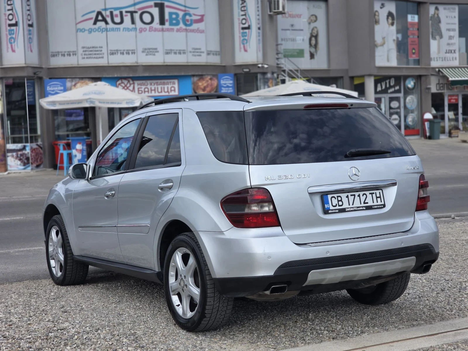 Mercedes-Benz ML 320 3.2CDI 224 k.c. 4 matic, снимка 2 - Автомобили и джипове - 56140352