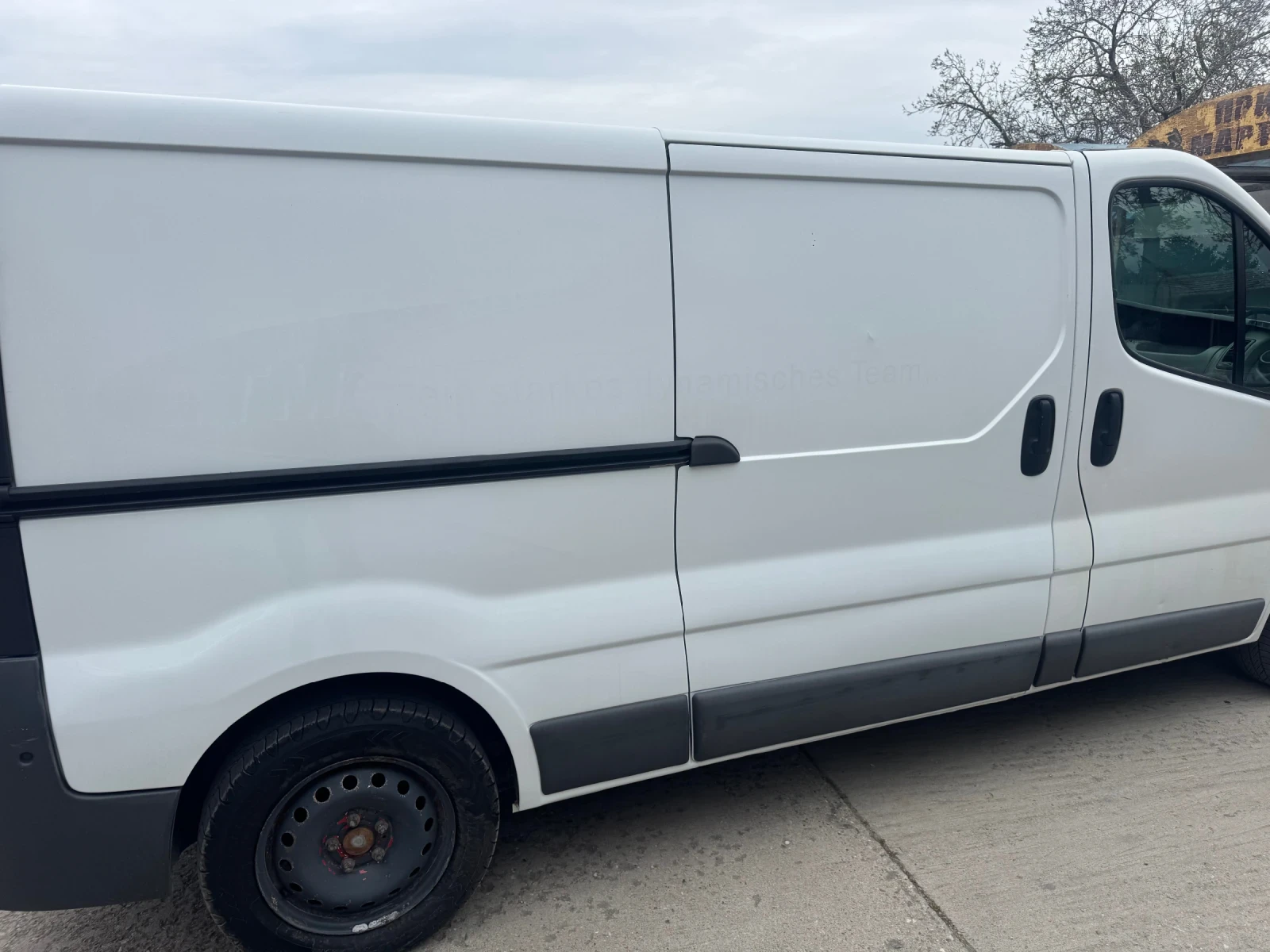 Opel Vivaro Opel Vivaro 2.0 114hp, снимка 5 - Бусове и автобуси - 54363244