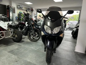     Yamaha T-max 