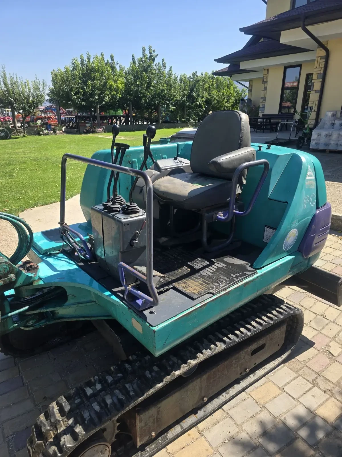 Багер Komatsu PC 10 - изображение 2
