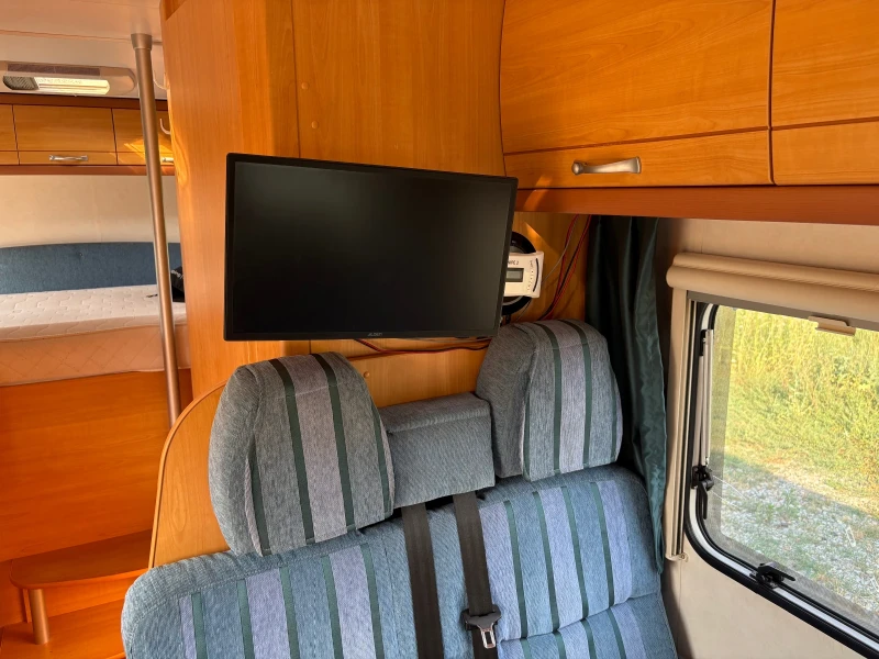 Кемпер LMC 2.3 JTD, снимка 10 - Каравани и кемпери - 52949430