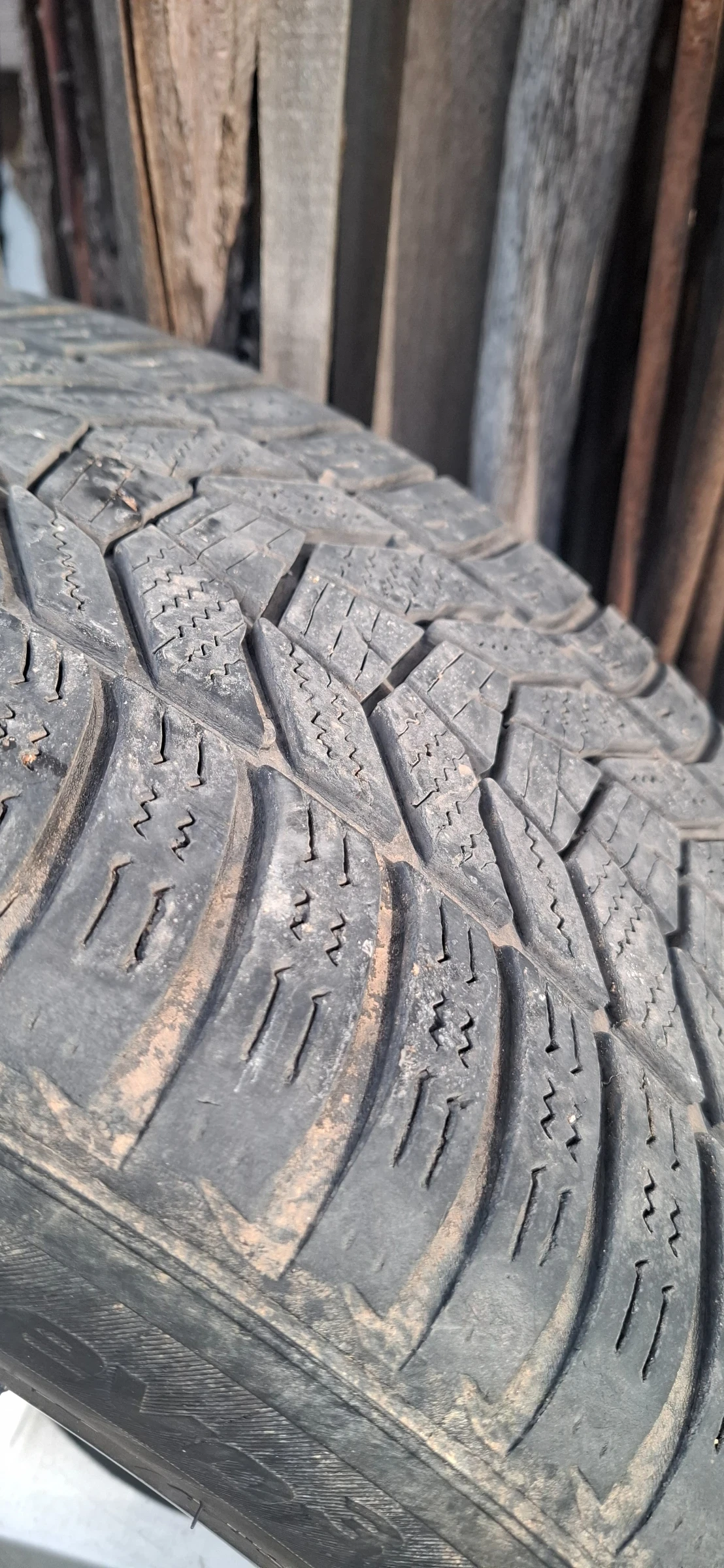 Гуми с джанти Hankook 235/50R18, снимка 9 - Гуми и джанти - 54003440