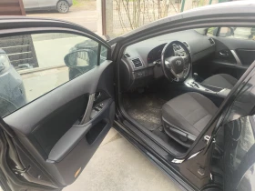 Toyota Avensis T27, снимка 12