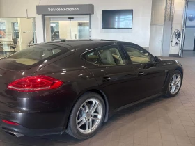 Porsche Panamera 35000KM * CARFAX * ОПЦИЯ ЗА ФИНАНСИРАНЕ, снимка 3