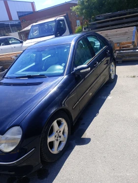  Mercedes-Benz C 220