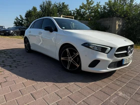     Mercedes-Benz A 180 LED Keyless Ambient