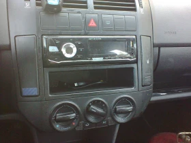 VW Polo 1.4 i -75 коня -бензин * КЛИМАТИК* , снимка 14
